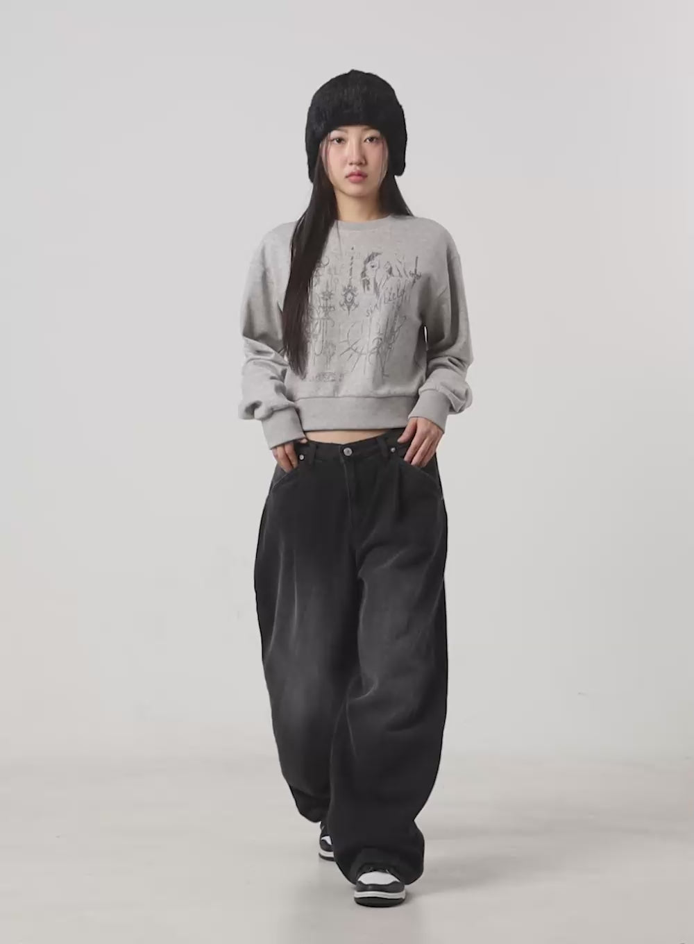 Cotton Graphic Crop Sweatshirt CS424