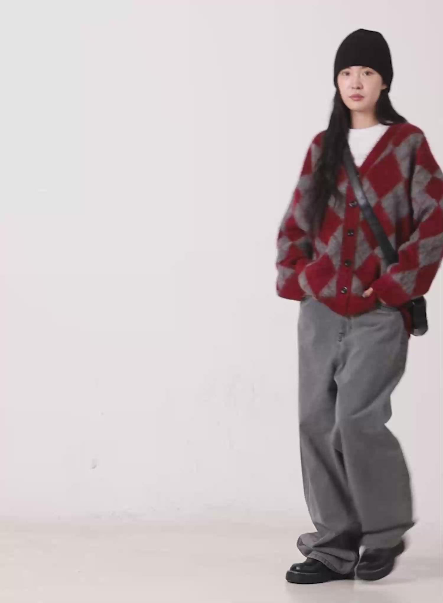 Oversized Argyle Knit Cardigan CN512