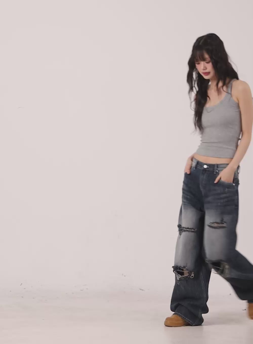 Alison Destroyed Baggy Jeans CJ523