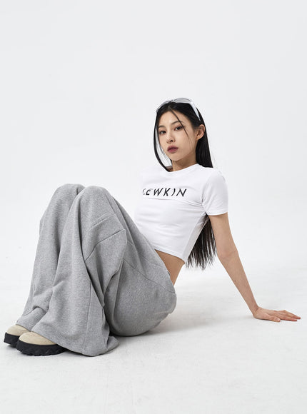 Lewkin Cropped Tee CM307