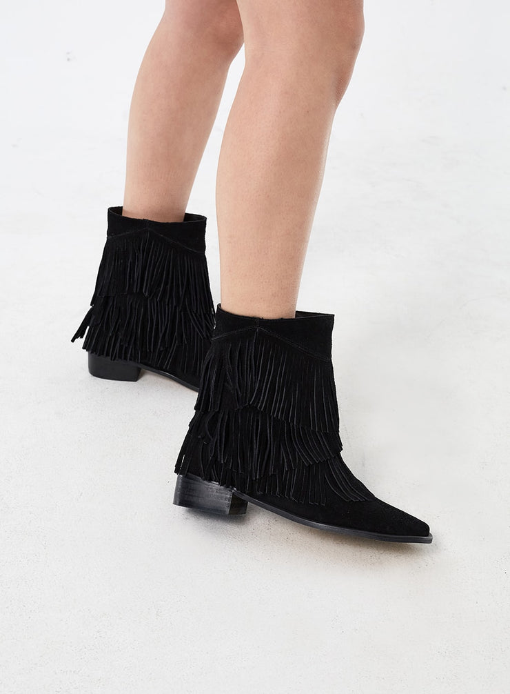 Fringe Ankle Boots CM315