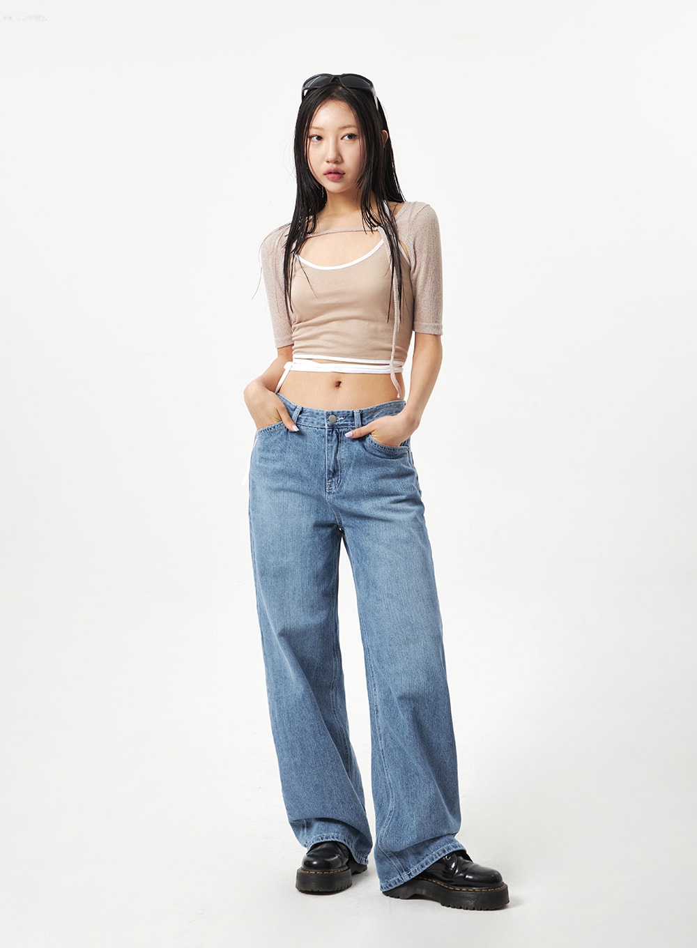 Low Rise Mid-Wash Jeans CA321