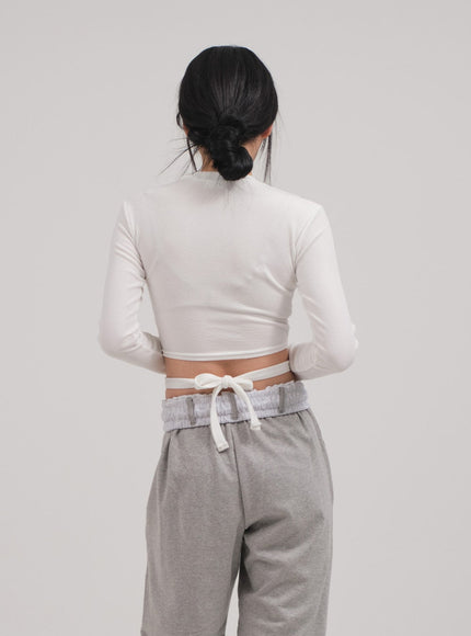Waist Strap Detail Crop Long Sleeve T Shirt C0302