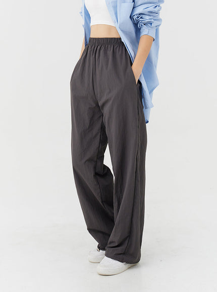 Loose Fit Banded Pants CA04