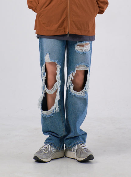 Ripped Knee Jeans IA305