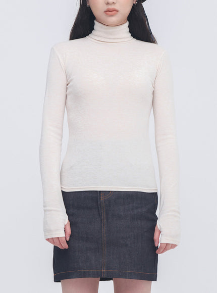 Winter Turtleneck Tee With Thumb Holes