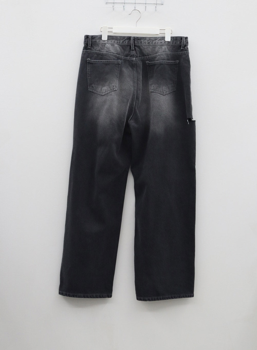 Plus Cut Out  Detail Wash Black Jeans IF317