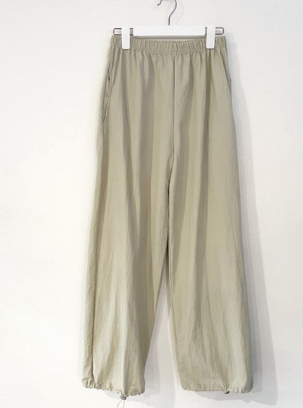 Loose Fit Banded Pants CA04