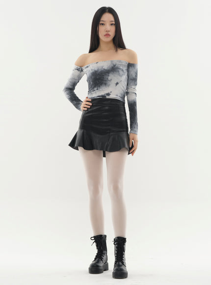 Faux Leather Flared Hem Mini Skirt #Original Kpop #1216142