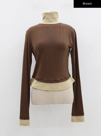 Layered Two Color Turtleneck CD26